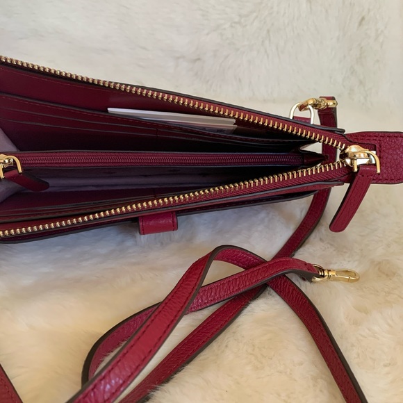 Kate Spade Jackson Small Tab Crossbody - Picture 4 of 6